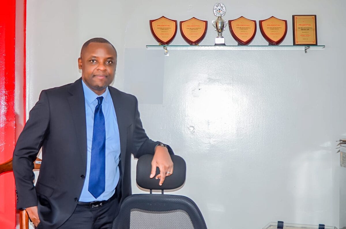Award recognition — top branch Kenya